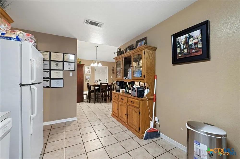 3210 Raven Drive #B Killeen, TX 76543