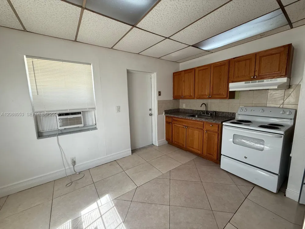 381 NW 16th St #381 Pompano Beach, FL 33060
