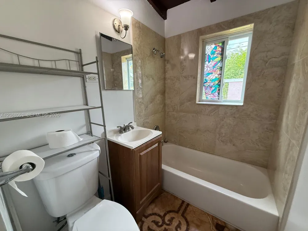 381 NW 16th St #381 Pompano Beach, FL 33060