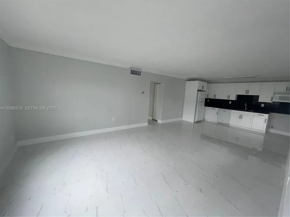 890 NW 45th Ave #1 Miami, FL 33126
