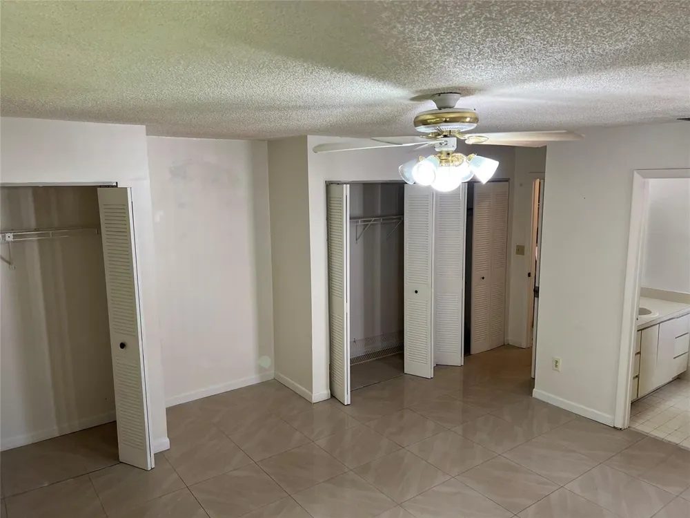 2941 NW 92nd Avenue Coral Springs, FL 33065