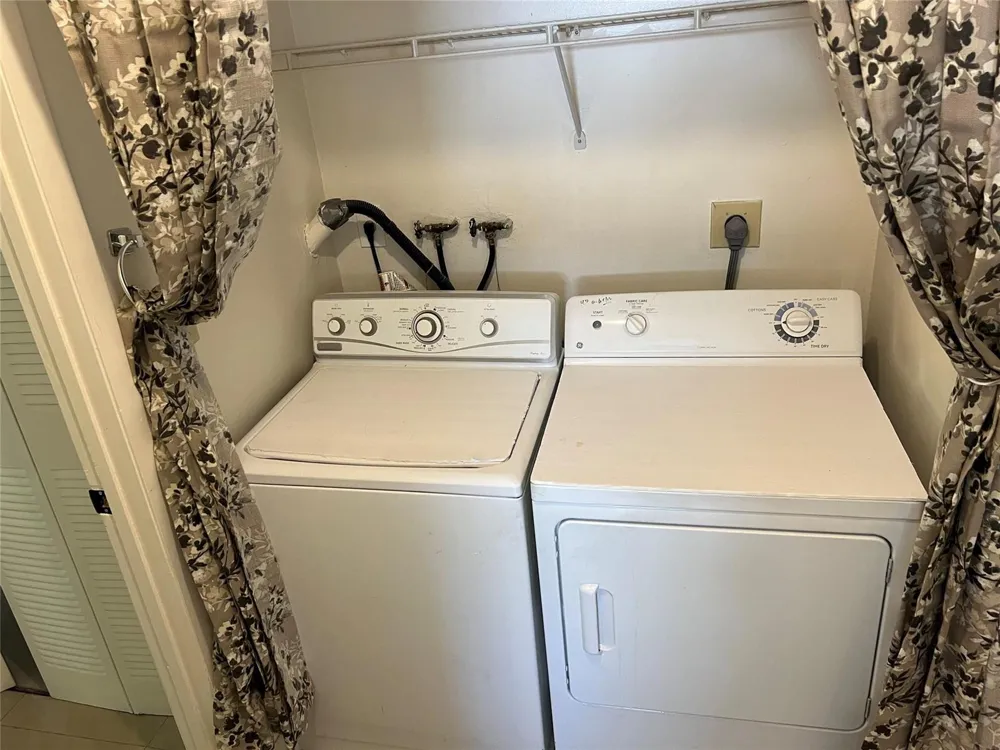2941 NW 92nd Avenue Coral Springs, FL 33065