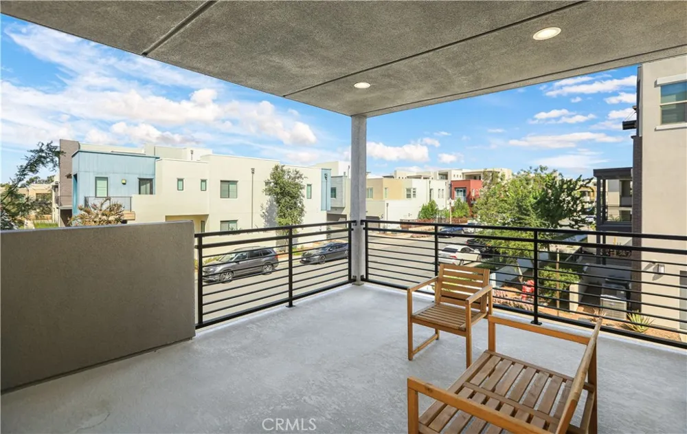 112 Novel Irvine, CA 92618