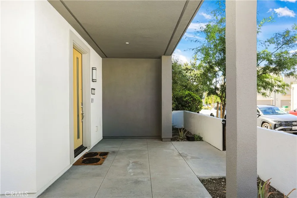 112 Novel Irvine, CA 92618