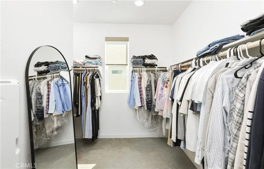 112 Novel Irvine, CA 92618