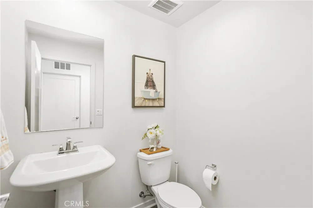 112 Novel Irvine, CA 92618
