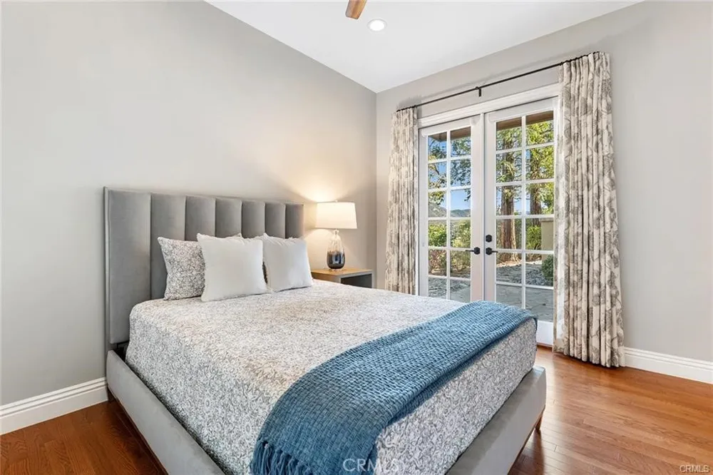 24920 Paseo Del Rancho Calabasas, CA 91302