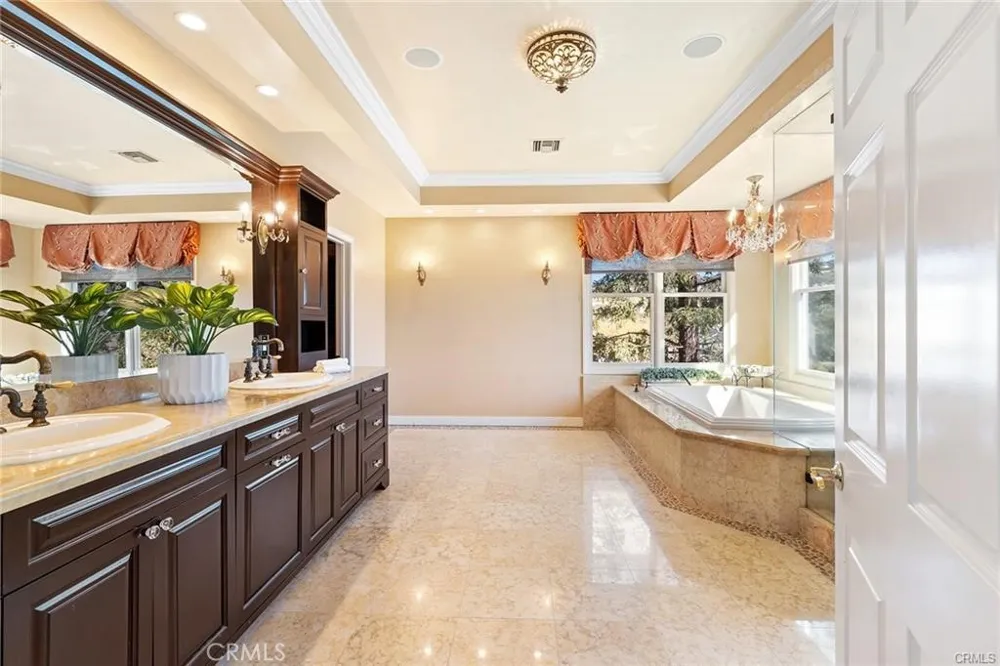 24920 Paseo Del Rancho Calabasas, CA 91302
