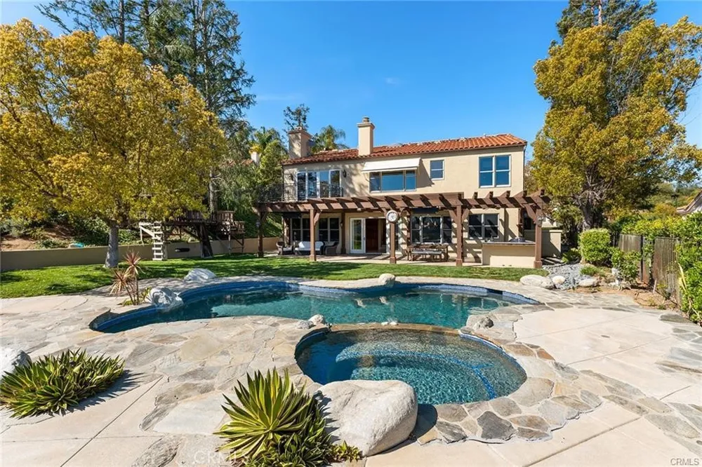 24920 Paseo Del Rancho Calabasas, CA 91302