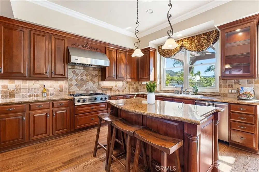 24920 Paseo Del Rancho Calabasas, CA 91302