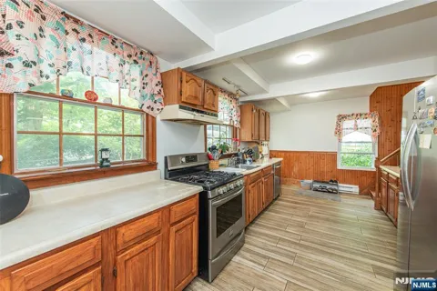 19 Skyland Avenue
