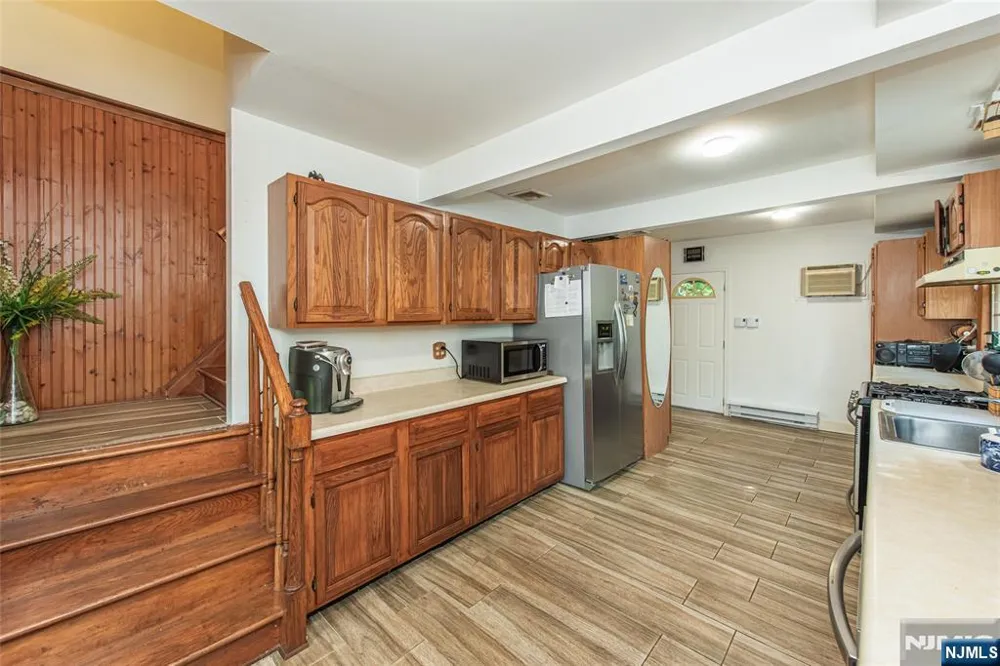 19 Skyland Avenue Wanaque, NJ 07420