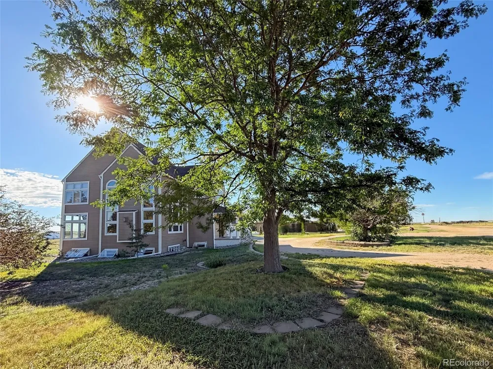 52848 Raines Road Limon, CO 80828