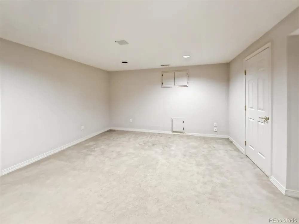 52848 Raines Road Limon, CO 80828