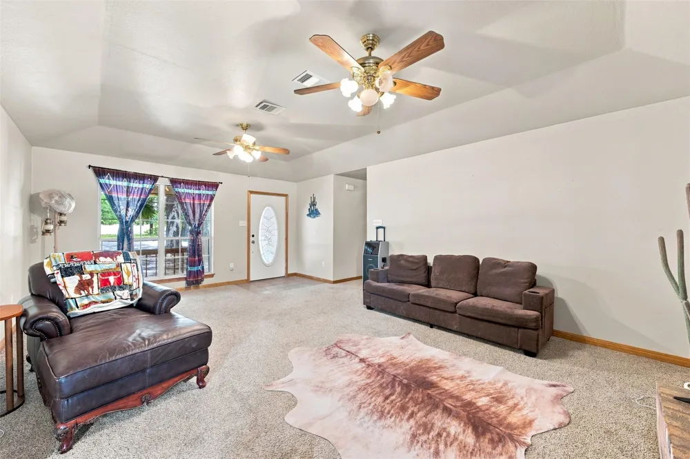 7526 Fm 2114 Hubbard, TX 76648