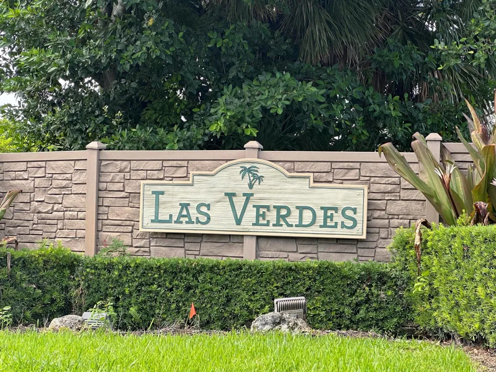 5483 VIBURNUM CIRCLE Delray Beach, FL 33484