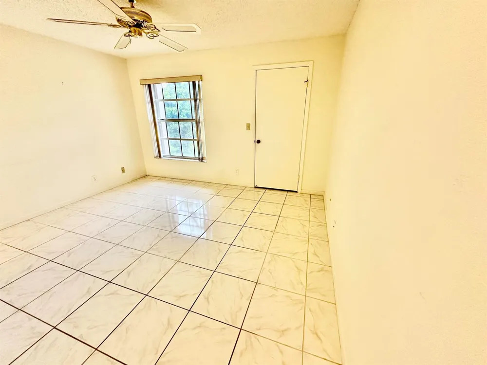 5483 VIBURNUM CIRCLE Delray Beach, FL 33484