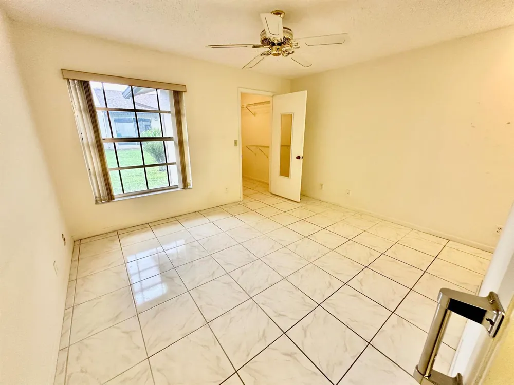 5483 VIBURNUM CIRCLE Delray Beach, FL 33484