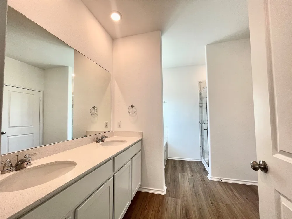 1220 Sweetspire Road Leander, TX 78641