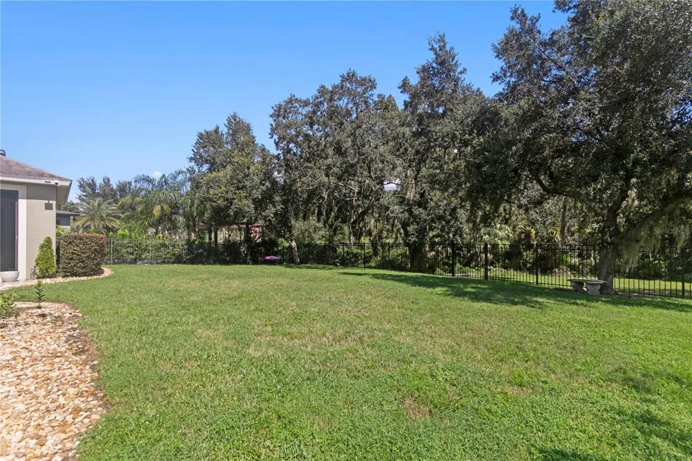 7931 HAMPTON LAKE DRIVE Tampa, FL 33647