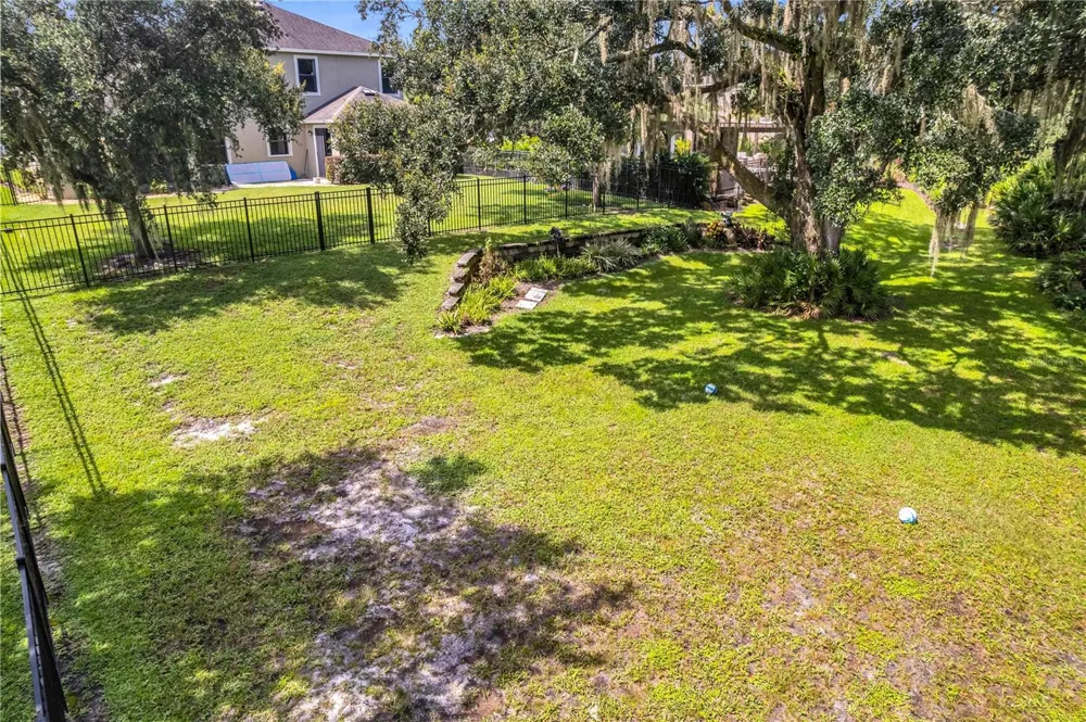 7931 HAMPTON LAKE DRIVE Tampa, FL 33647