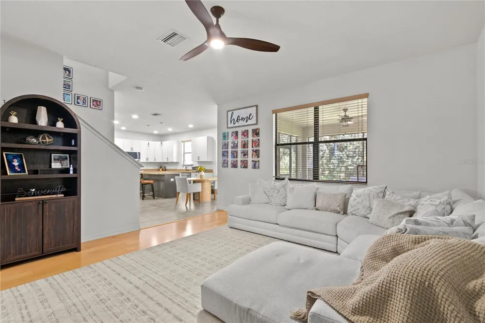 7931 HAMPTON LAKE DRIVE Tampa, FL 33647