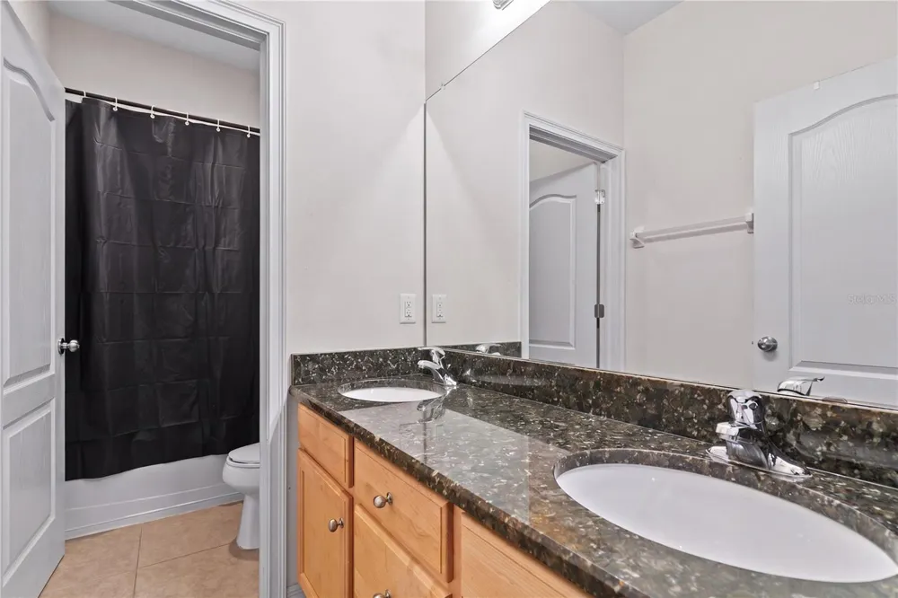 7931 HAMPTON LAKE DRIVE Tampa, FL 33647