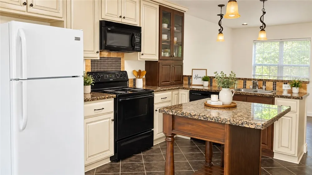 129 Richards Street #B College Station, TX 77840