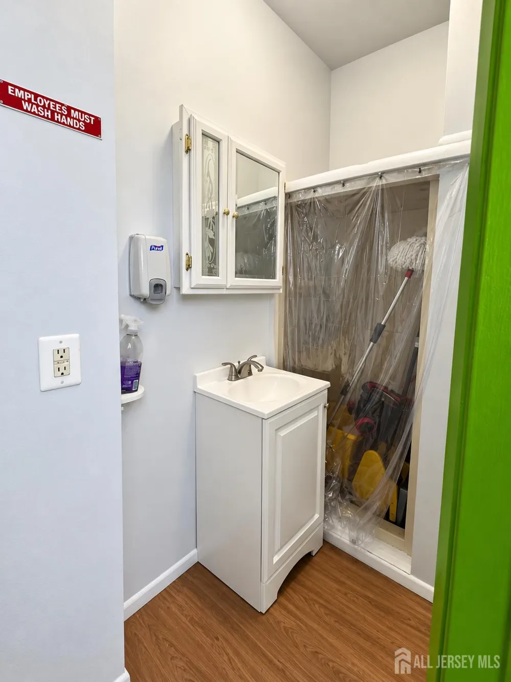 0 739 STATE ST STREET Perth Amboy, NJ 08861
