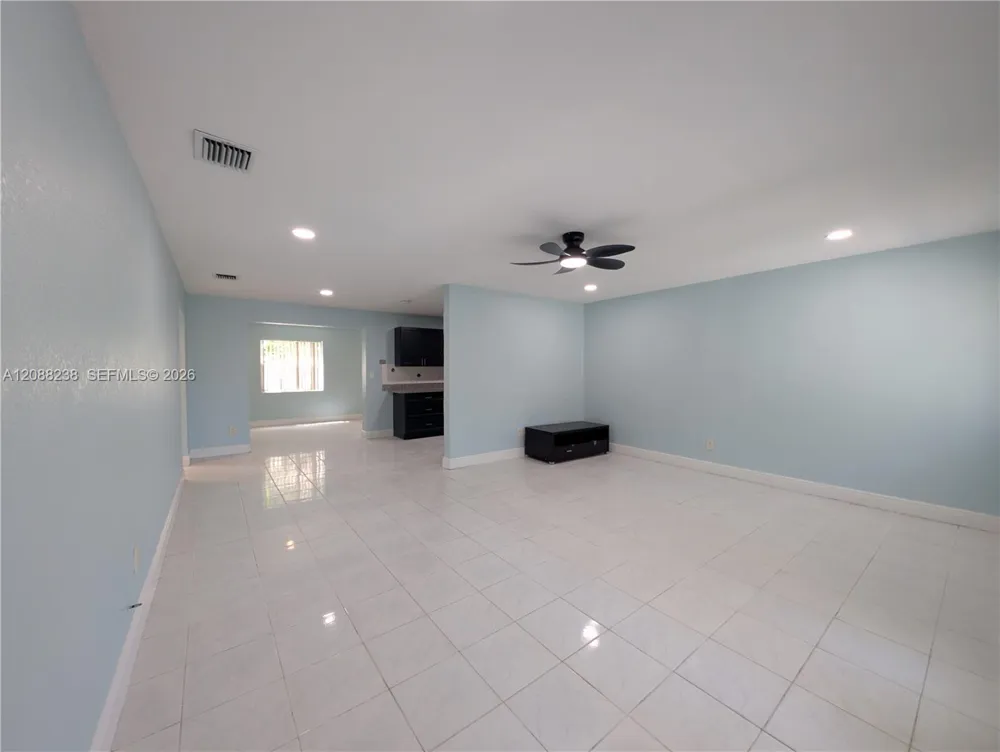 2912 Sunshine Blvd Miramar, FL 33023