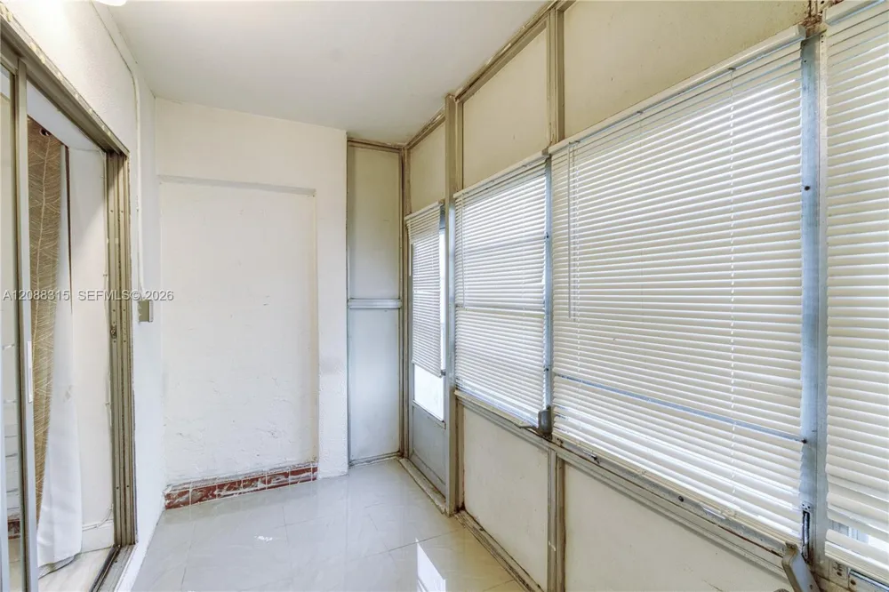 5160 SW 40th Ave #4D Dania Beach, FL 33314