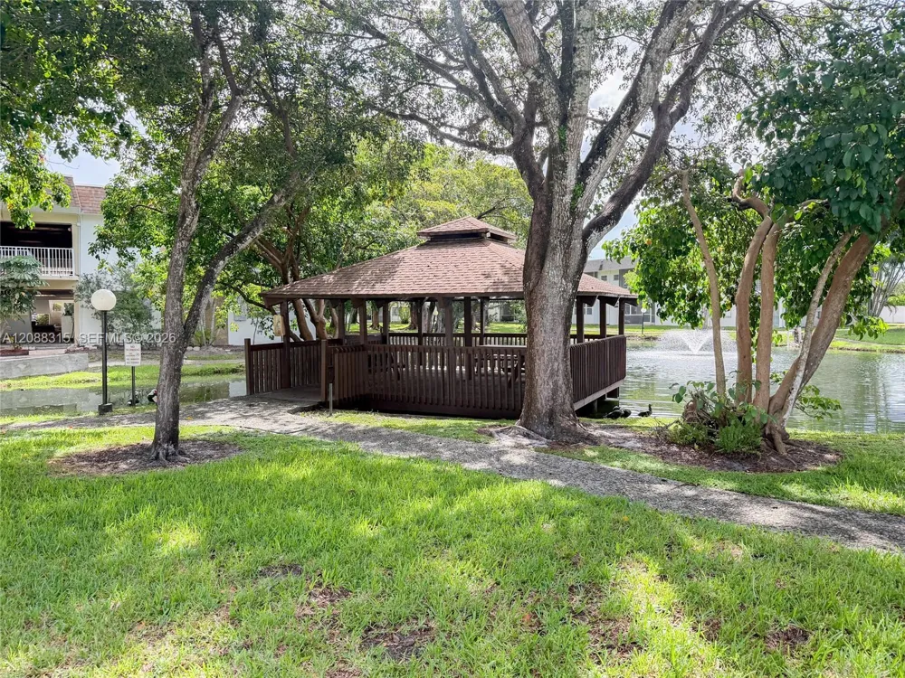 5160 SW 40th Ave #4D Dania Beach, FL 33314