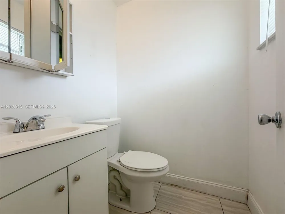 5160 SW 40th Ave #4D Dania Beach, FL 33314