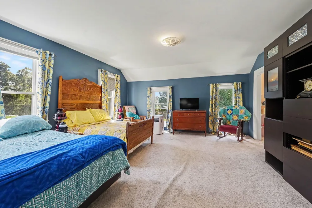 3600 Jonesville Road Jonesville, MI 49250