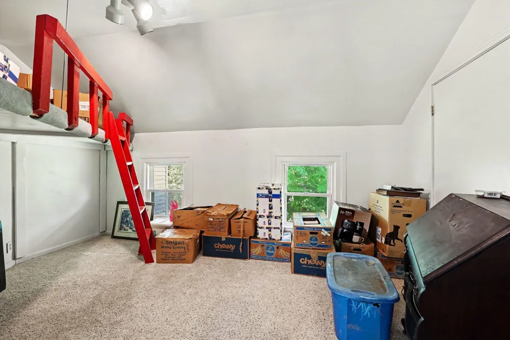 3600 Jonesville Road Jonesville, MI 49250