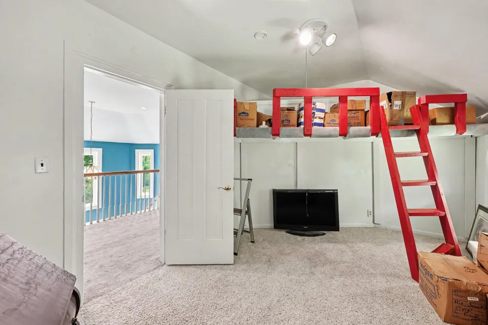3600 Jonesville Road Jonesville, MI 49250