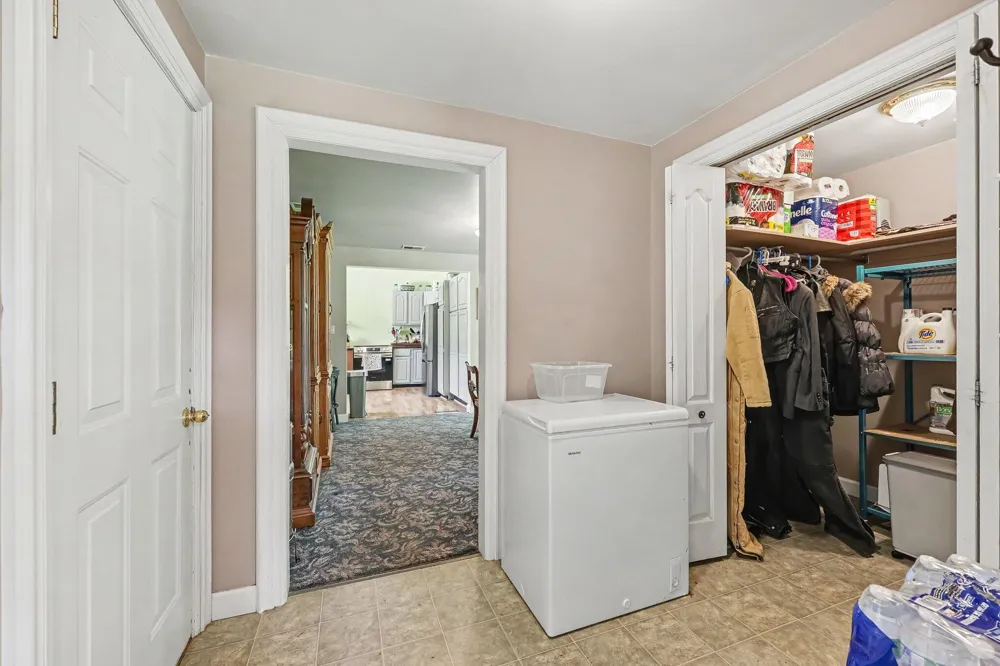 3600 Jonesville Road Jonesville, MI 49250
