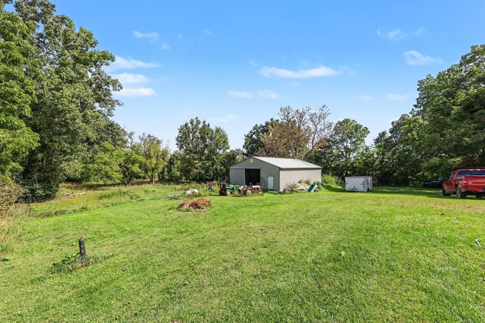 3600 Jonesville Road Jonesville, MI 49250