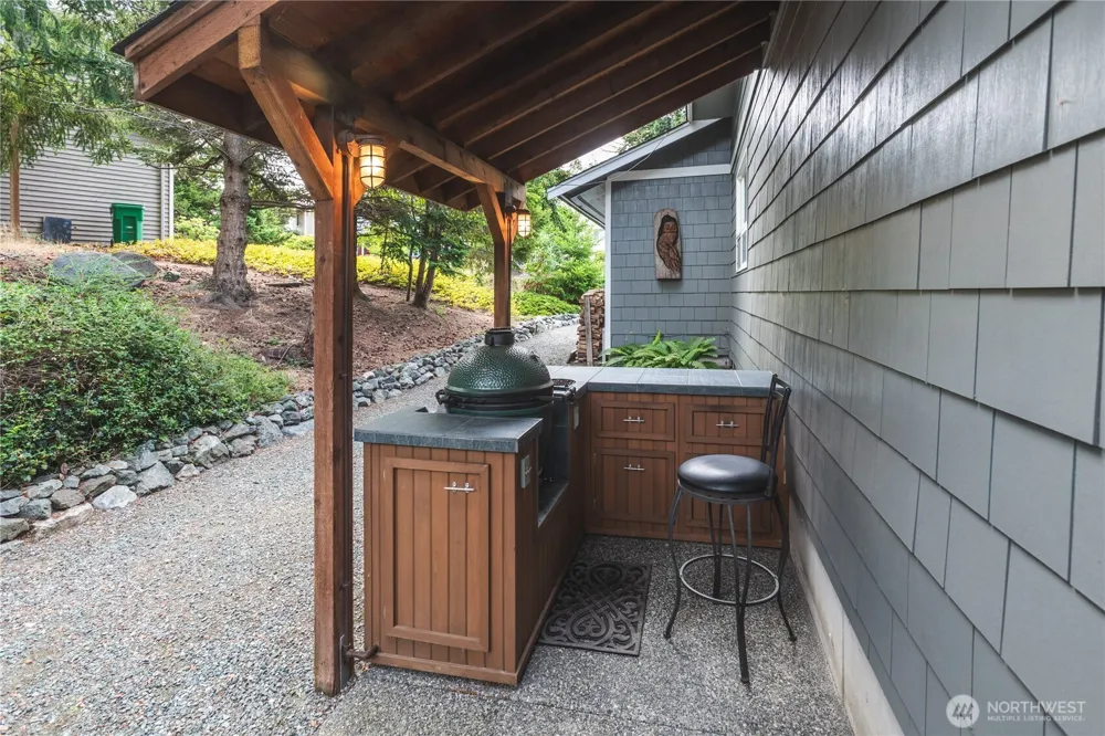 4304 Whidbey Court Anacortes, WA 98221