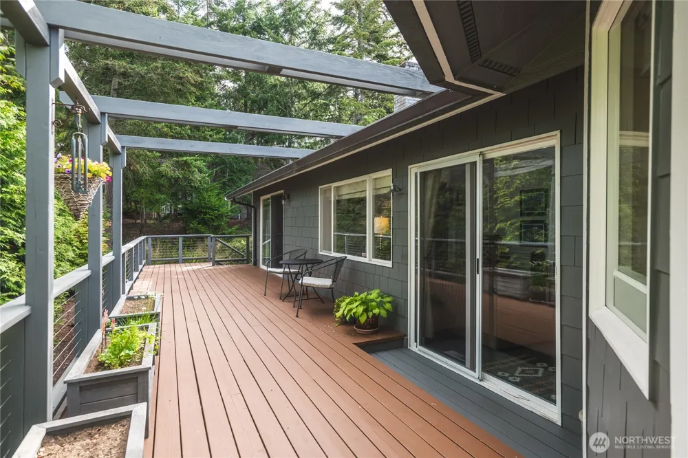 4304 Whidbey Court Anacortes, WA 98221
