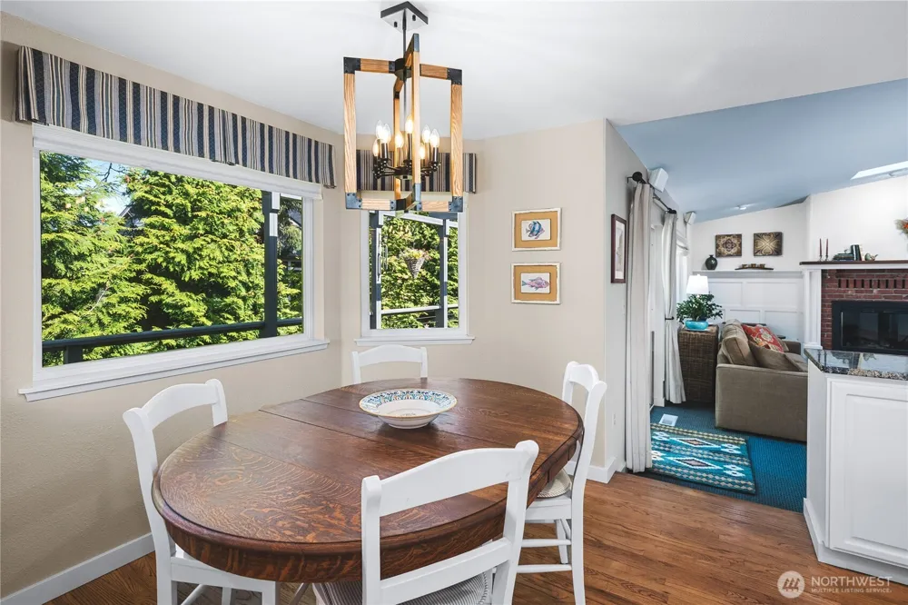 4304 Whidbey Court Anacortes, WA 98221
