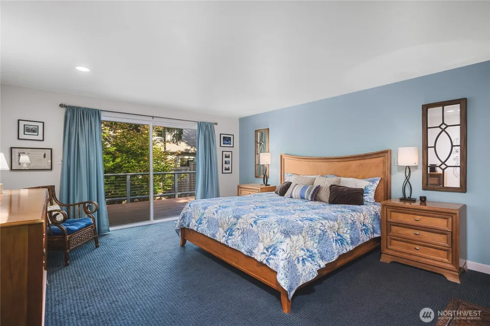 4304 Whidbey Court Anacortes, WA 98221