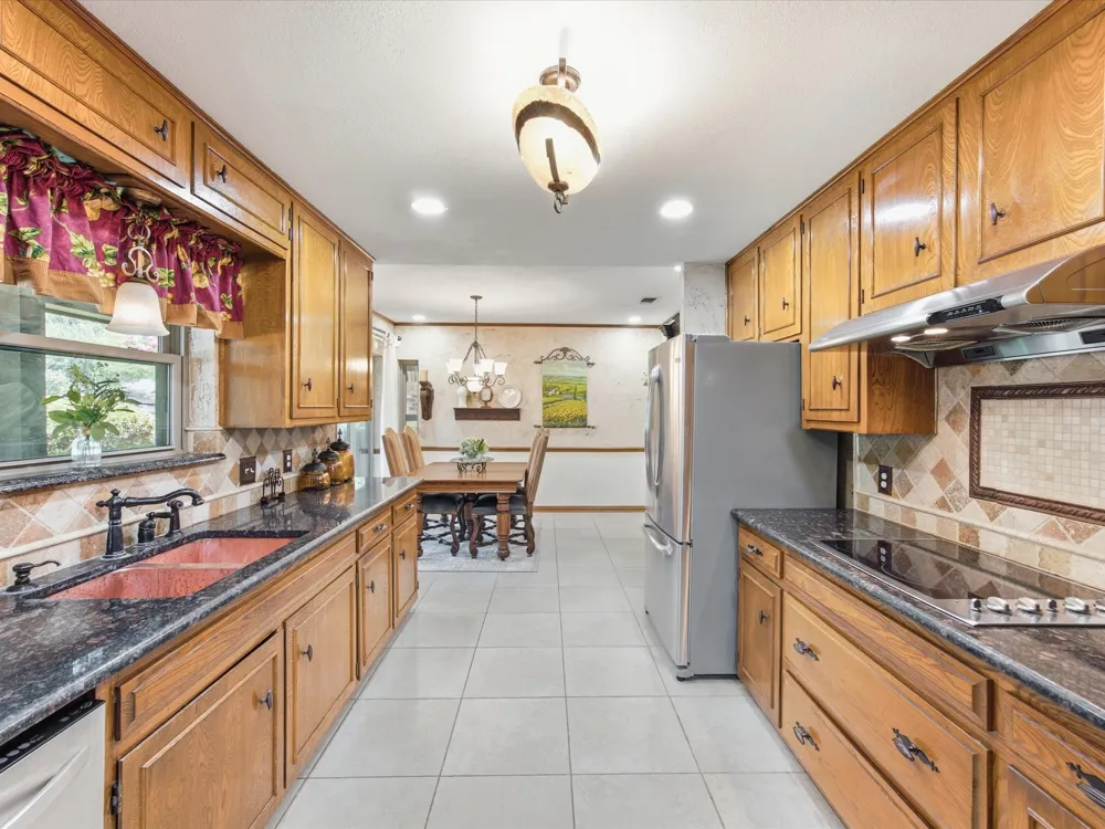 5008 Kemble Street Fort Worth, TX 76103