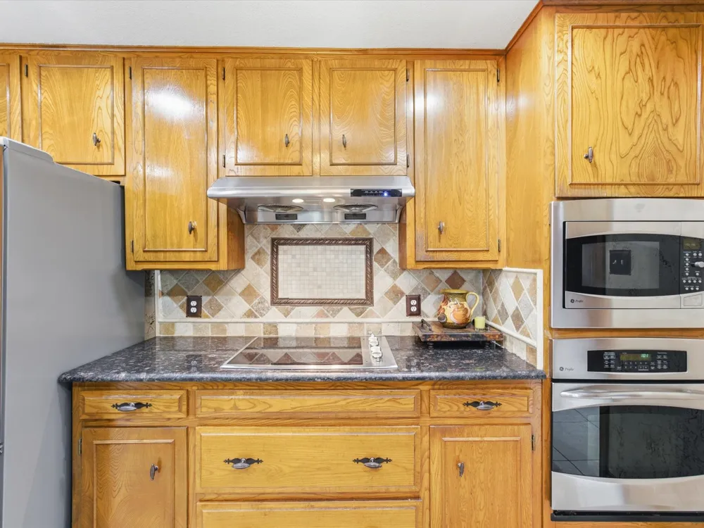 5008 Kemble Street Fort Worth, TX 76103