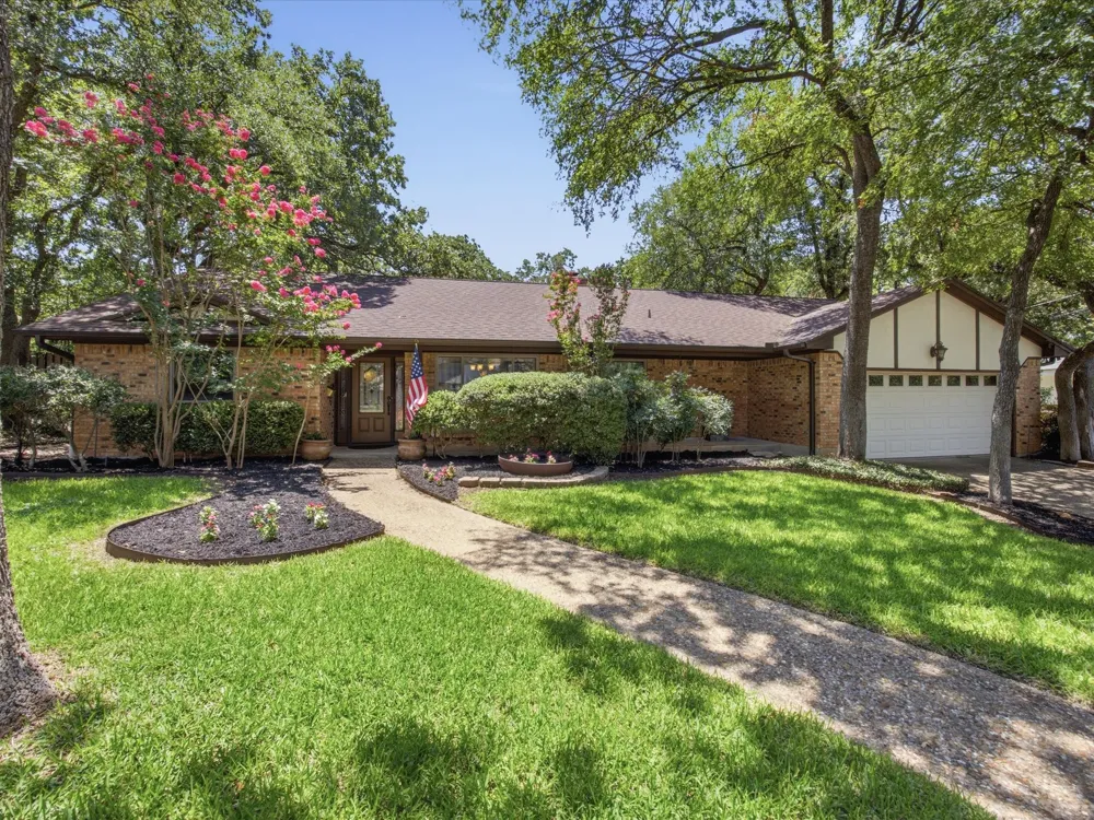 5008 Kemble Street Fort Worth, TX 76103