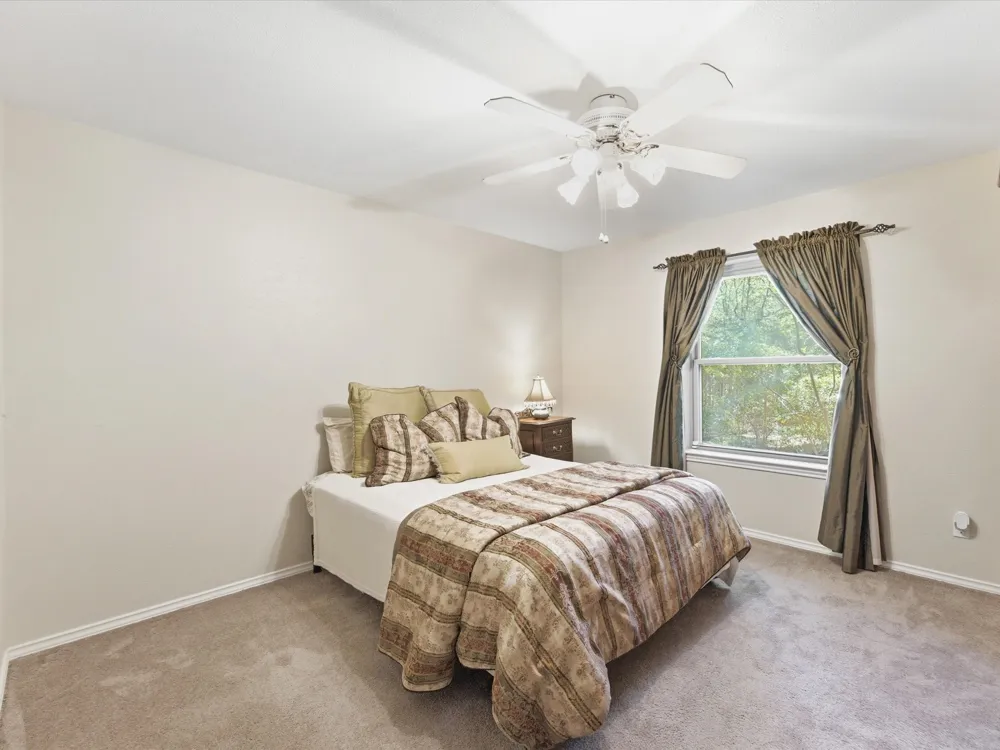 5008 Kemble Street Fort Worth, TX 76103
