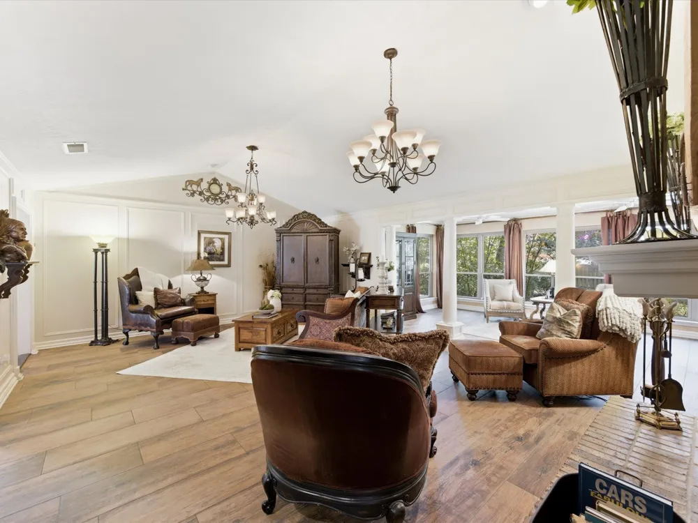 5008 Kemble Street Fort Worth, TX 76103