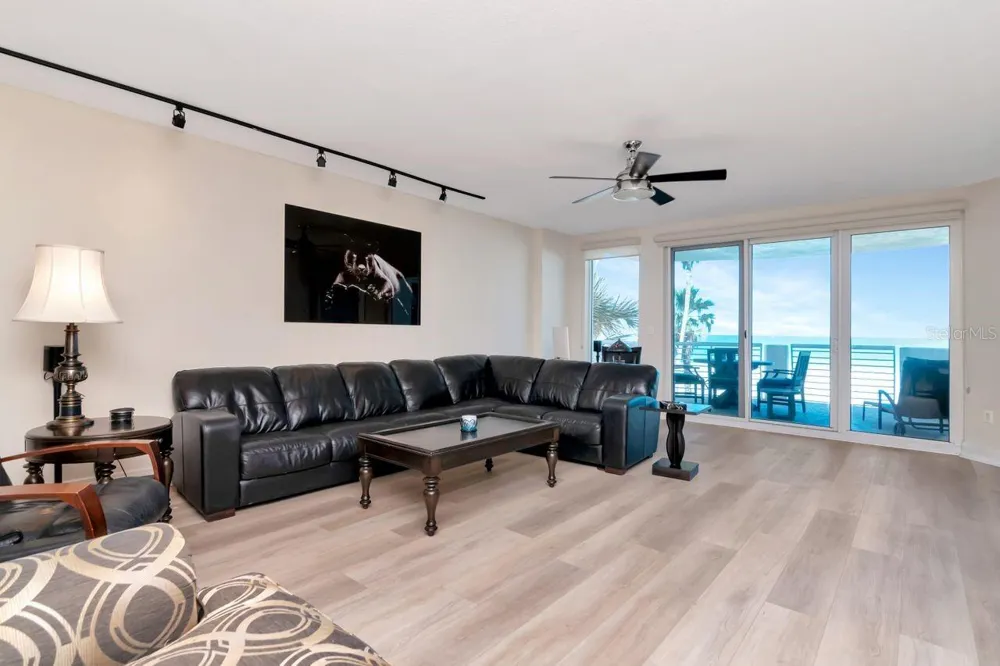 1350 GULF BOULEVARD #301 Clearwater, FL 33767
