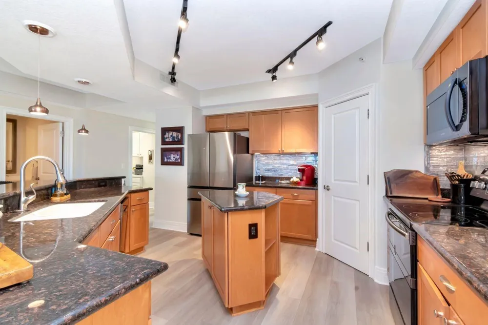 1350 GULF BOULEVARD #301 Clearwater, FL 33767