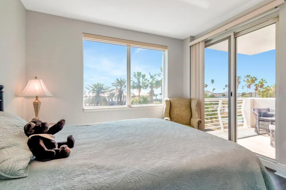 1350 GULF BOULEVARD #301 Clearwater, FL 33767